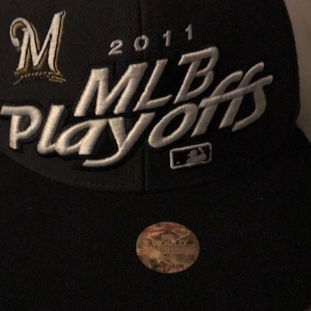 Milwaukee Brewers 2011 MBL Play offs hat.